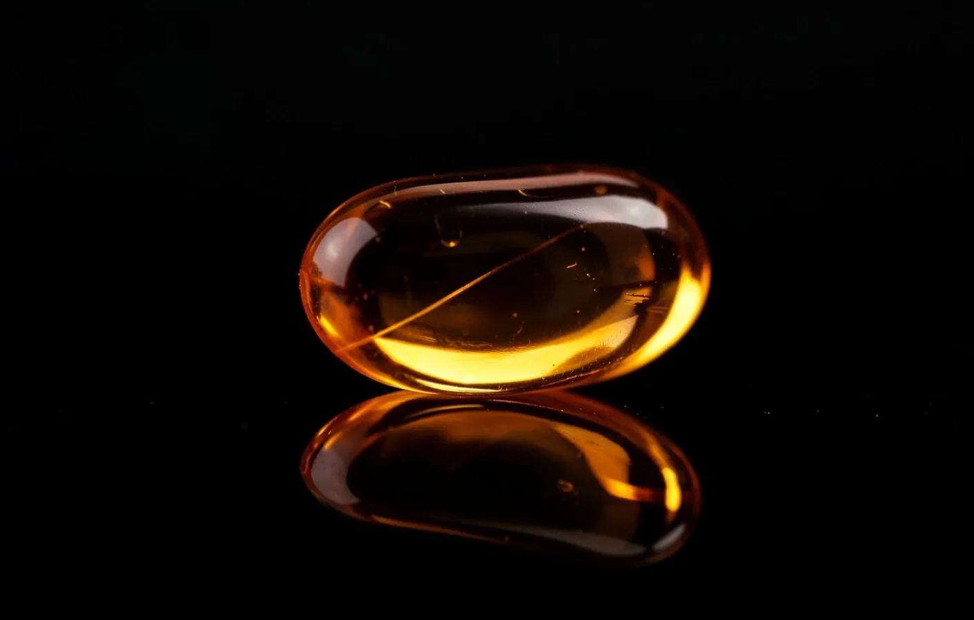 NutriMen daily vitamin capsule macro detail